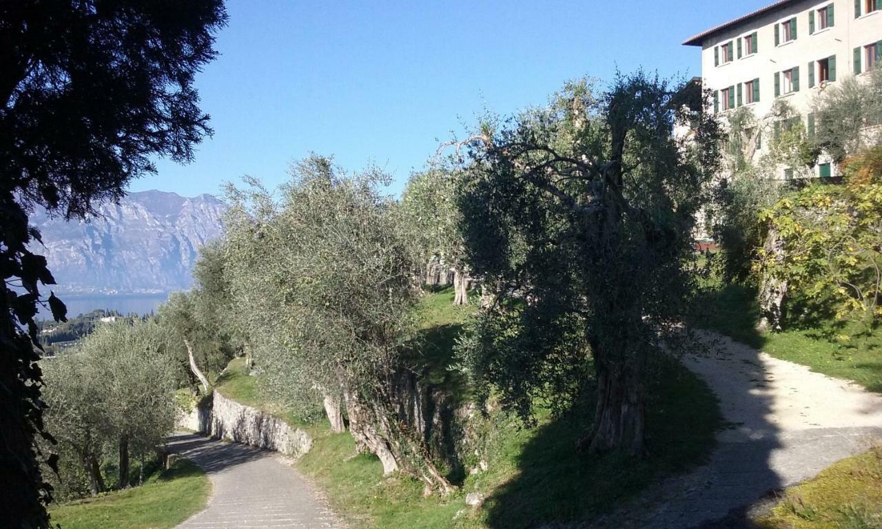 B&B Villa Candoras Malcesine Exteriör bild