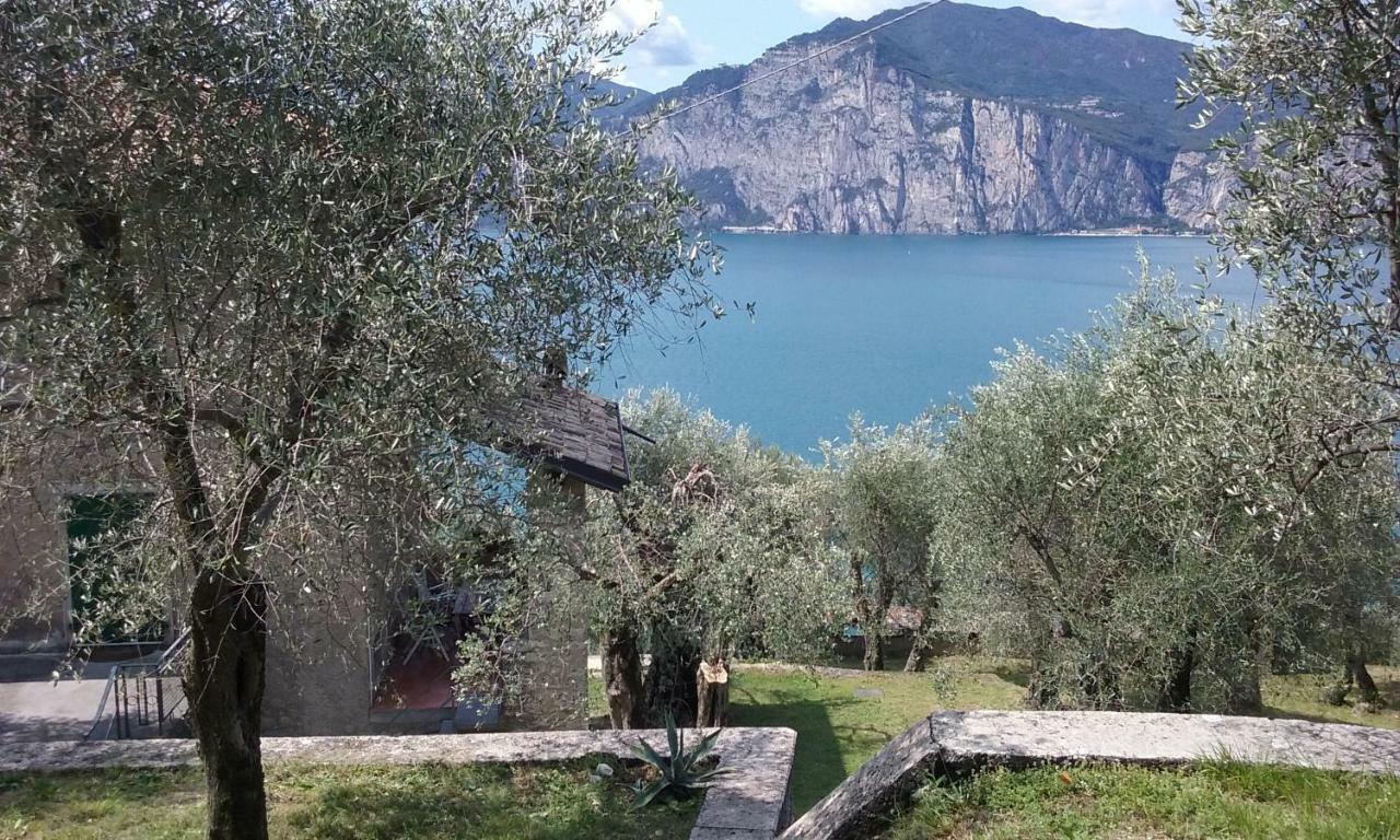 B&B Villa Candoras Malcesine Exteriör bild